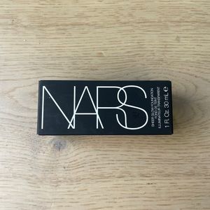 NARS sheer glow - Deauville
